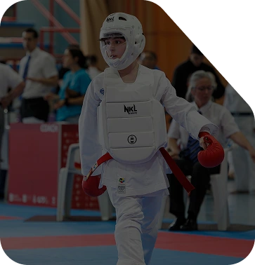 Christian Veiga en una competición de karate